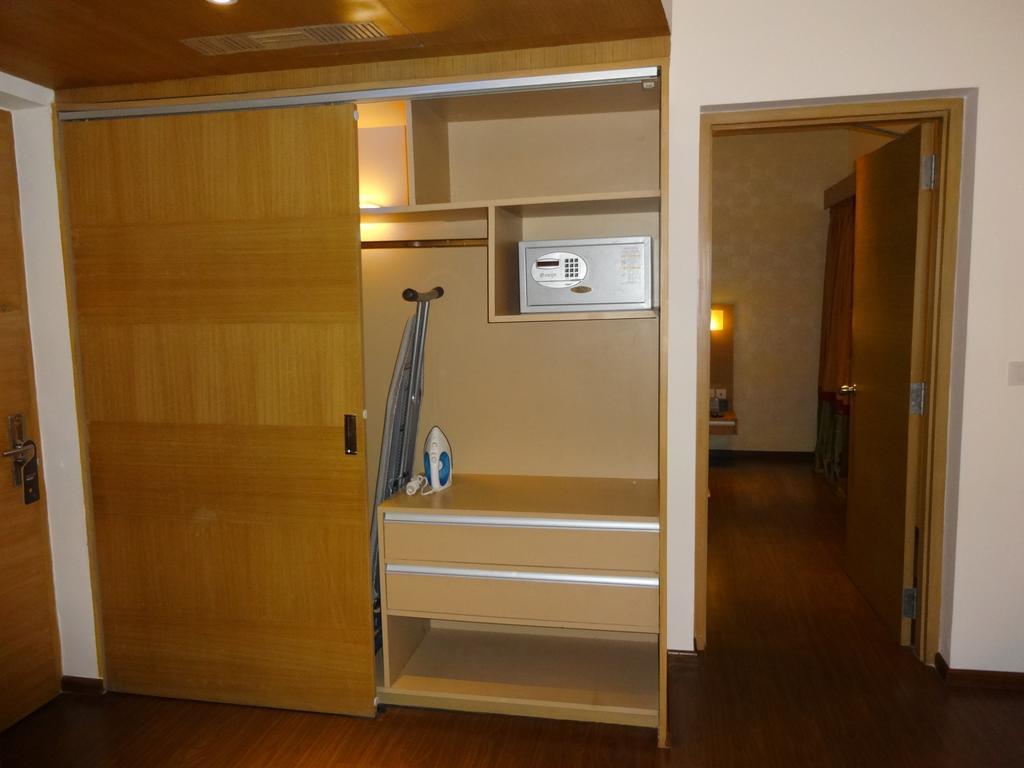 Marigold 5* Hyderabad
